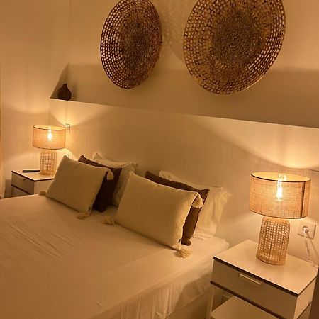4U Lisbon VI Guesthouse Airport エクステリア 写真
