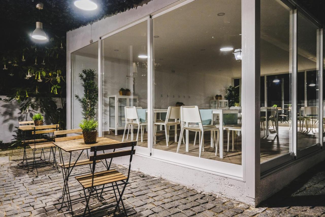 4U Lisbon VI Guesthouse Airport エクステリア 写真